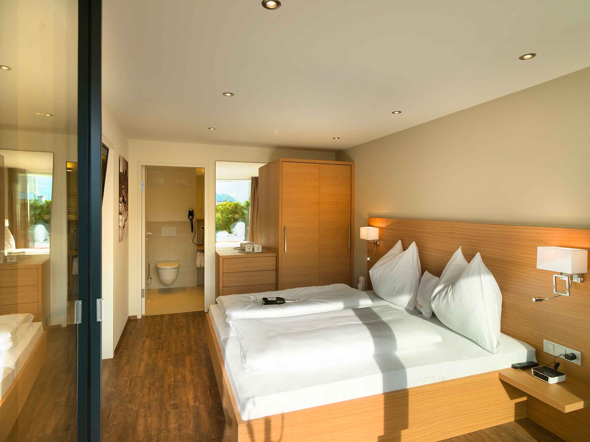 Schlafzimmer Glasklar